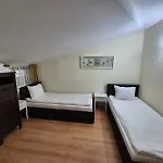 Apartment Elit Pamporowo